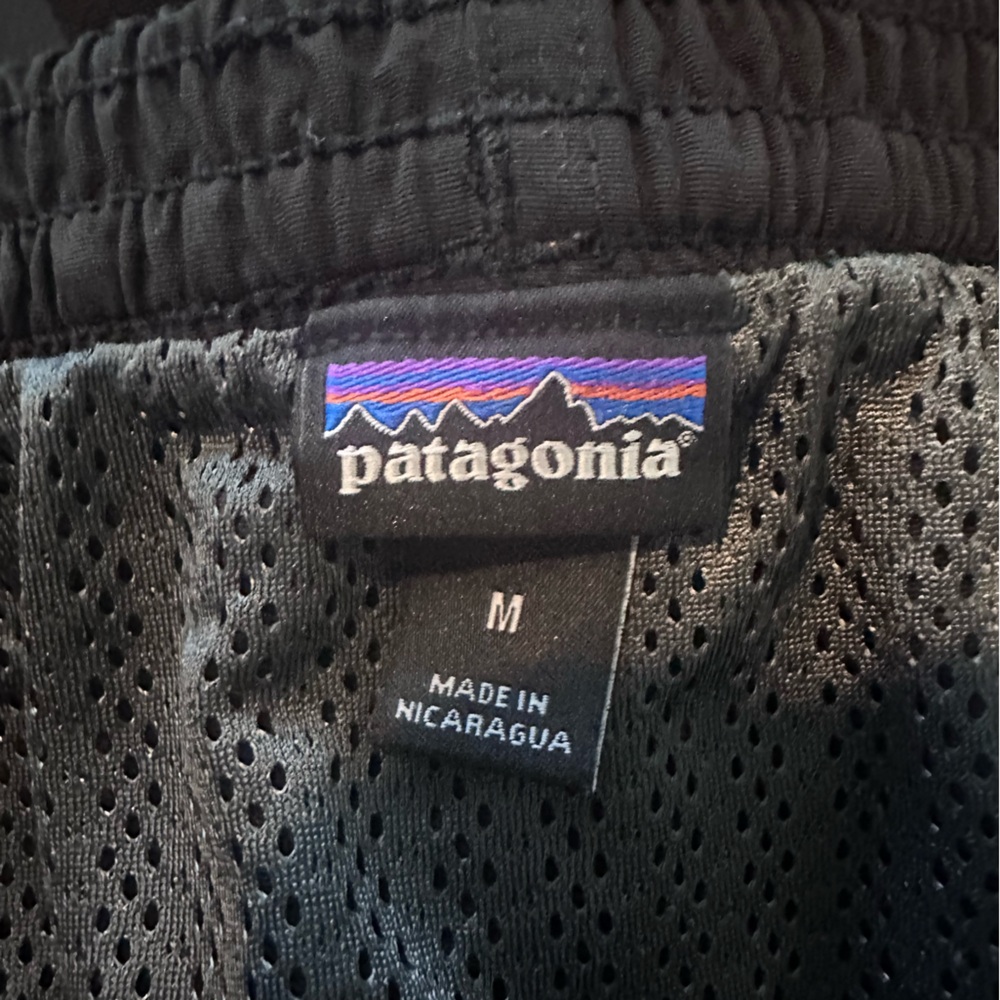 Patagonia Men's Baggies 7” Mesh Lining Shorts - Medium - Picture 7 of 8